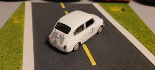 Coleccion coches escala 1 43 seat 600