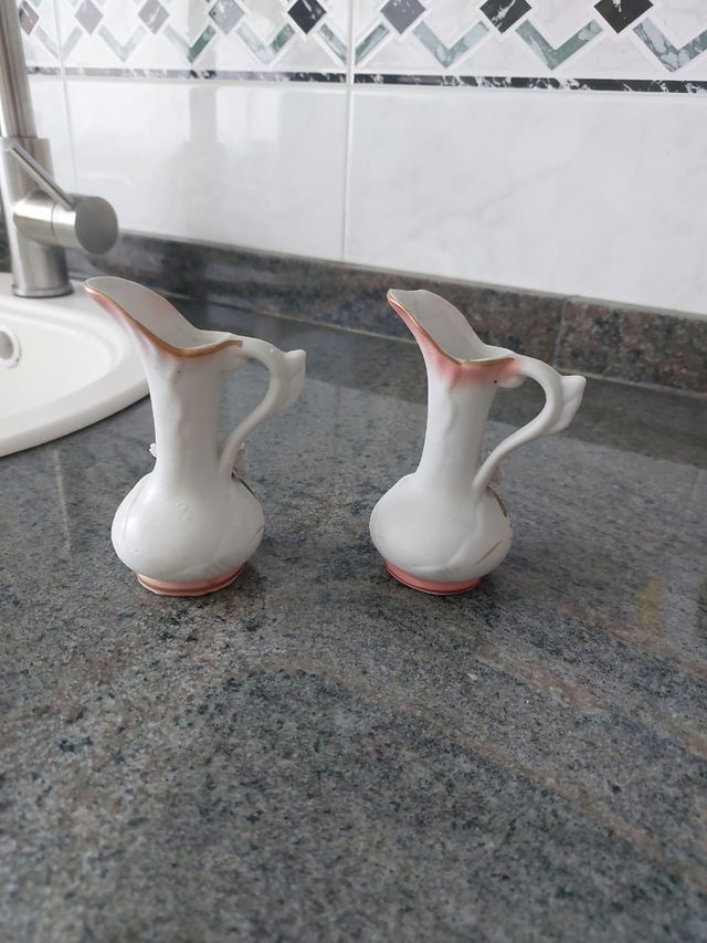 Dos jarroncitos vintang