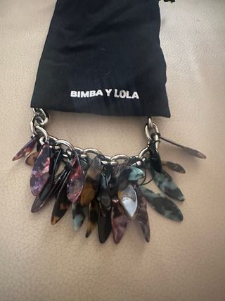 Collar pétalos Bimba y Lola