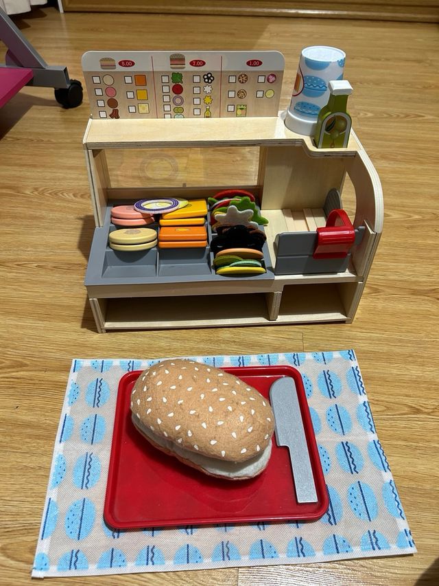 Hamburgueseria de juguete