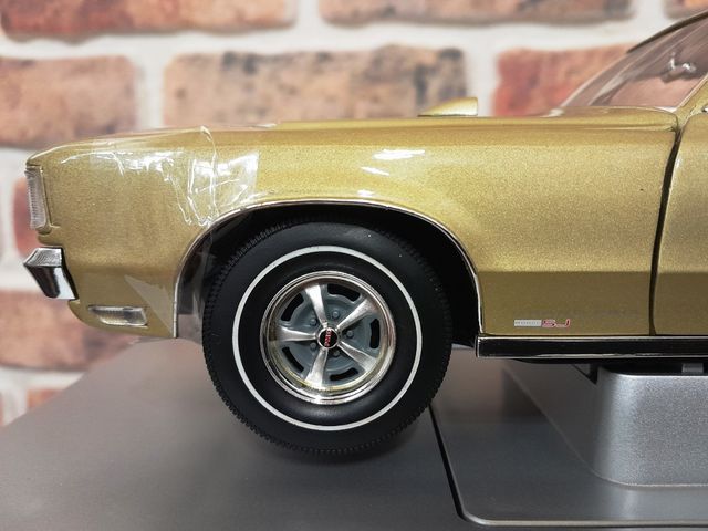 Pontiac Grand Prix SJ 428 1969 – American Muscle