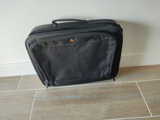 Maletín ordenador portátil Targus