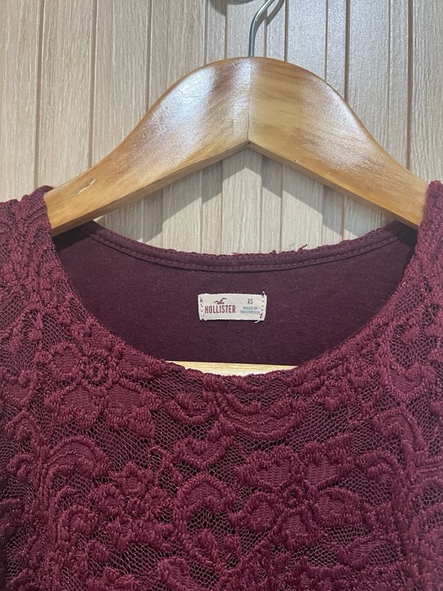 Jersey burdeos Hollister S