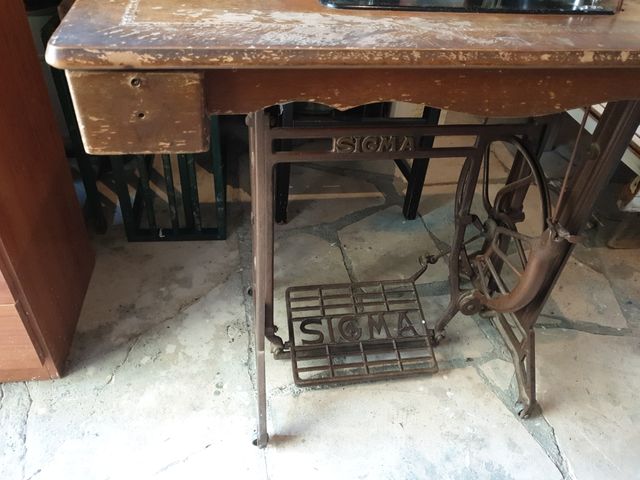 Máquina de coser antigua