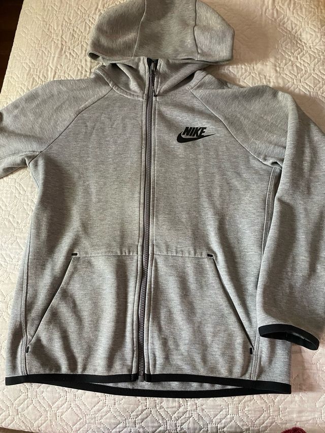 Sudadera nike tech