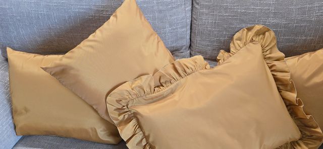 Cuscini da arredo in raso