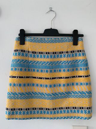 Falda. Zara talla M
