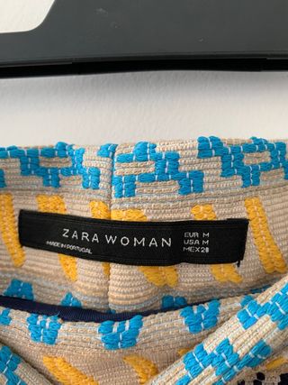 Falda. Zara talla M