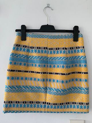 Falda. Zara talla M