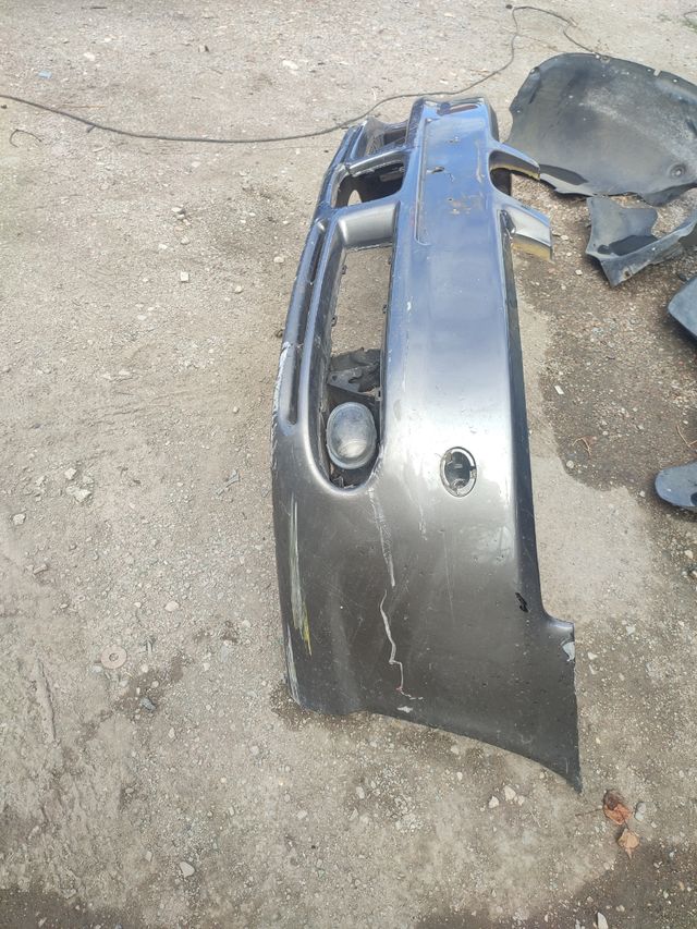 Paragolpes fr león 1m