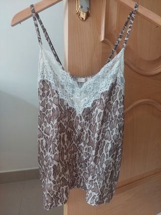 Top lencero animal print