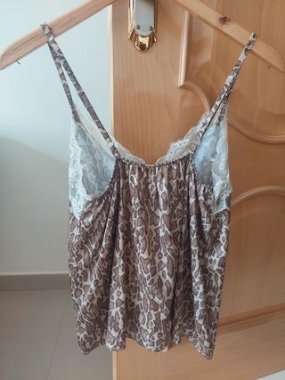 Top lencero animal print
