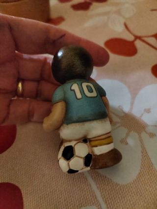 Soprammobile Thun calciatore