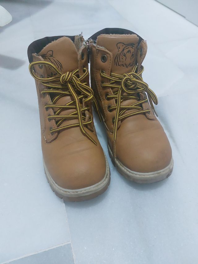 ZAPATO ESTILO PANAMA JACK  DE  ESFERA 30