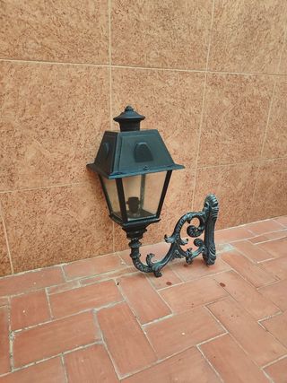 Farola de forja
