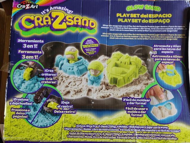 Gioco creativo con sabbia magica