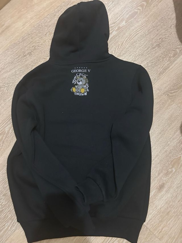 sudadera gerorge V negra