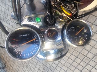 Moto Hyosung Aquila 250CC CUSTONG
