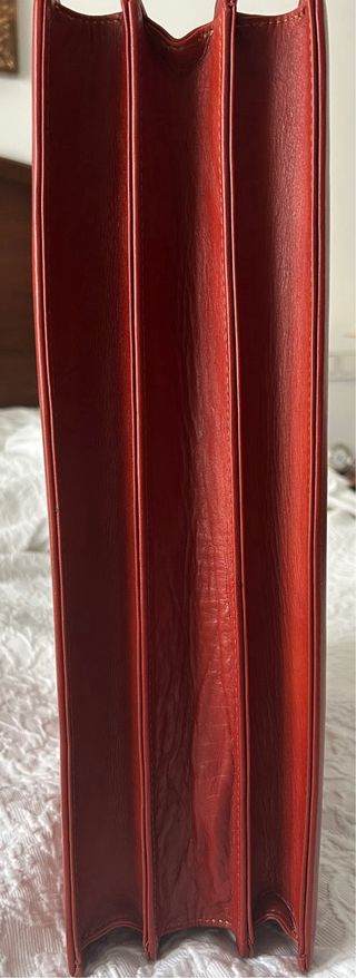 Maletin de piel nuevo