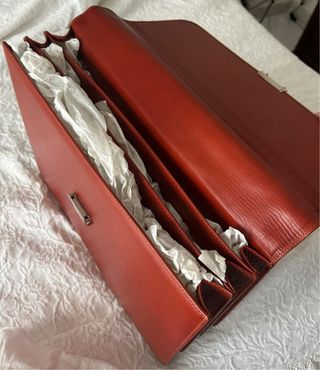 Maletin de piel nuevo