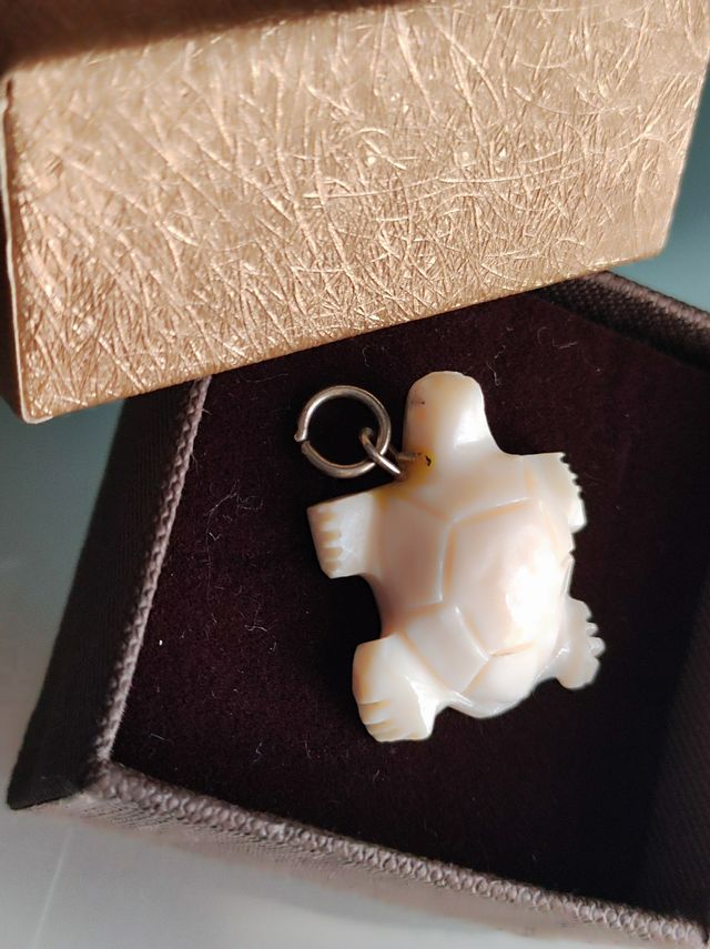 Ciondolo tartaruga portafortuna 