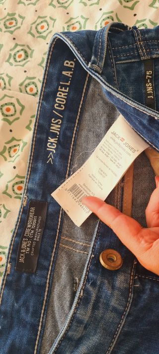 Pantalones hombre variados