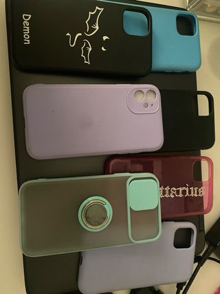 Fundas iphone 11 (cada una 1€)