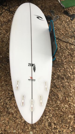 Tabla surf Ripcurl  6’3”x21”x3”+quillas+grip