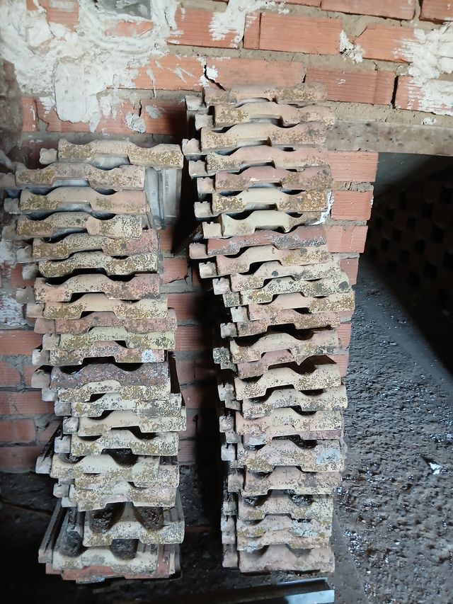 Teja plana Alicantina