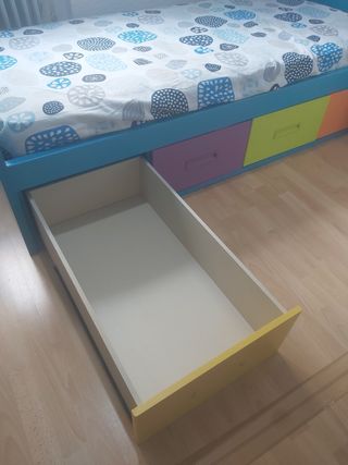 Cama juvenil con 4 cajones madera maciza