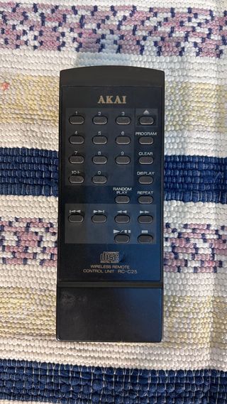 Mini cadena o equipo de musica Akai