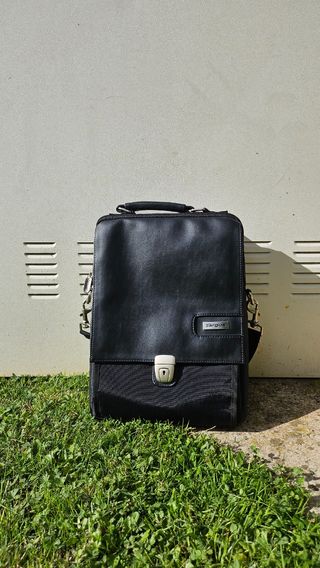Mochila maletín para portátil Targus
