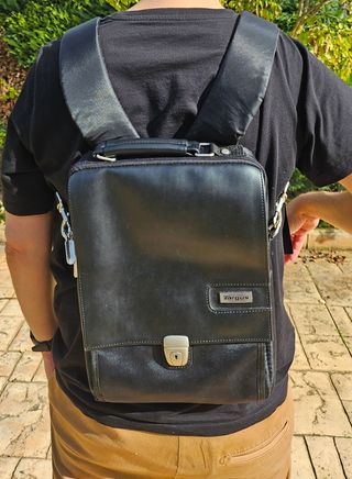 Mochila maletín para portátil Targus