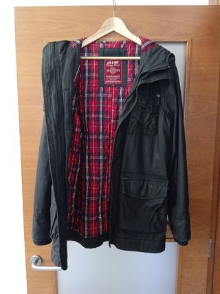 JACK & JONES 