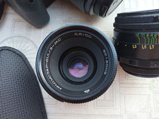 dos cámaras Canon 550d y cuatro lentes o cambio