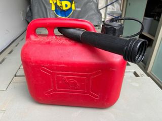 Cadenas coche de tela nuevos. Triangulos emergenci