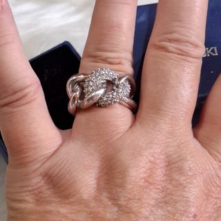 Anillo cruzado