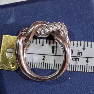 Anillo cruzado