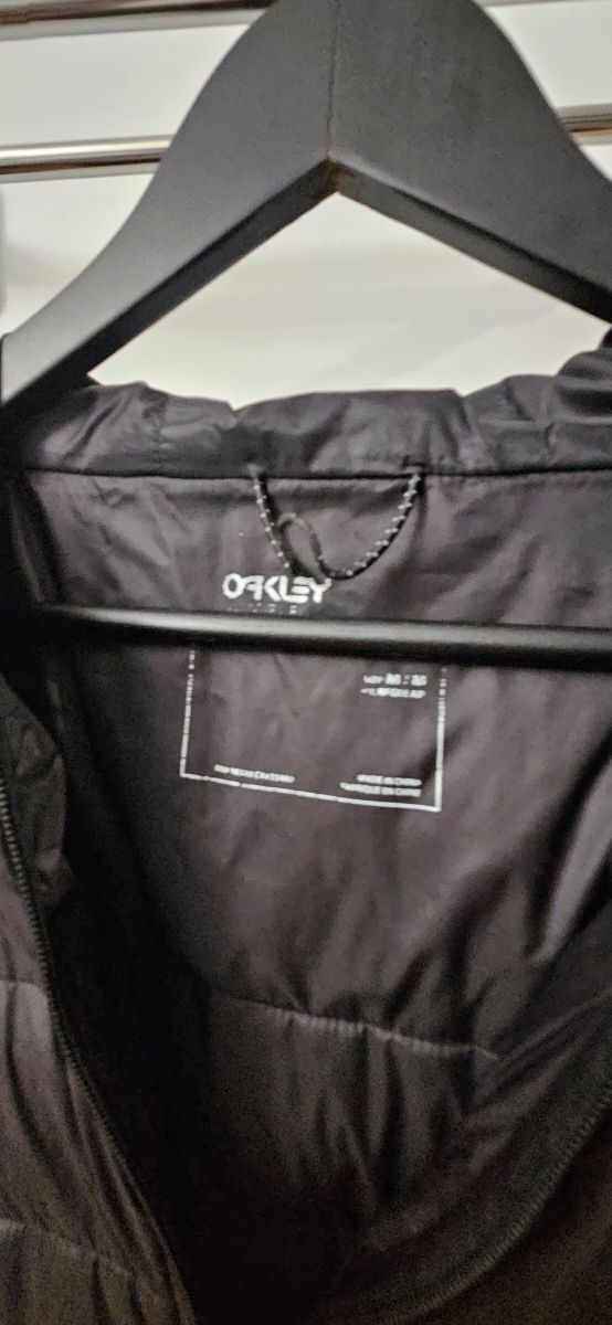 Cazadora plumas oakley