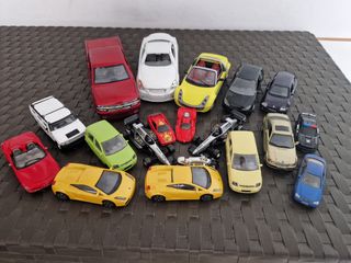 Colección de coches de juguete