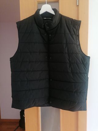 Chaleco hombre Zara