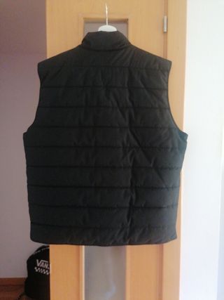 Chaleco hombre Zara