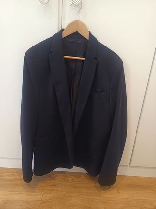 Americana hombre azul marino