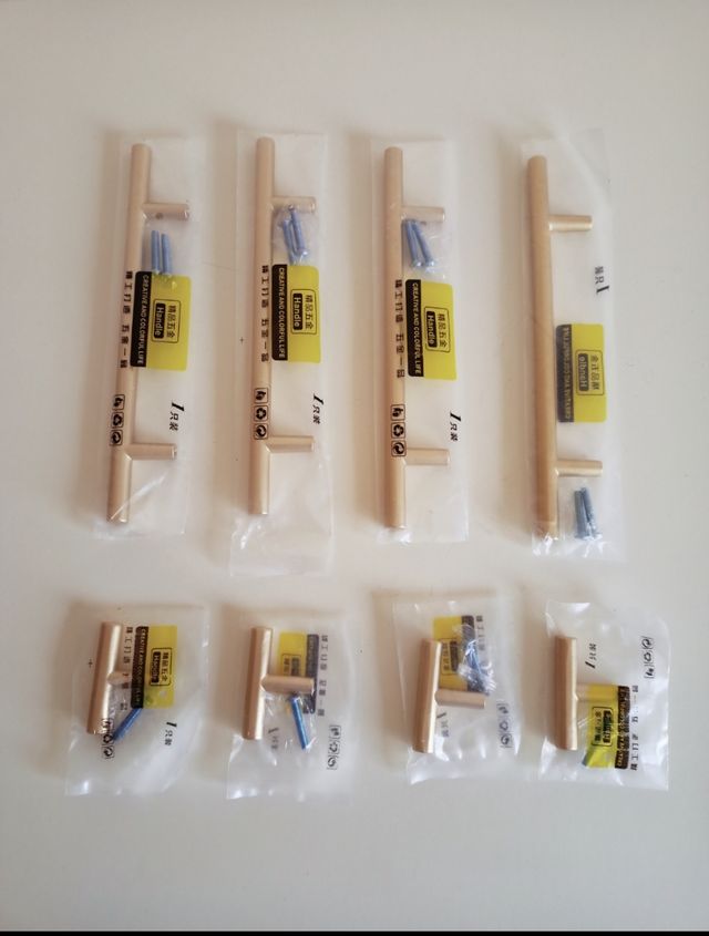 8 Tiradores para muebles