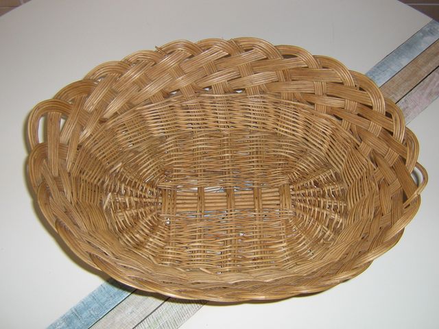 Cesto de mimbre (Albacete capital)