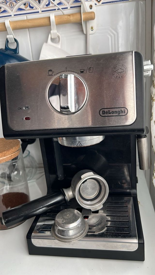 Cafetera DeLonghi ECP33.21.BK