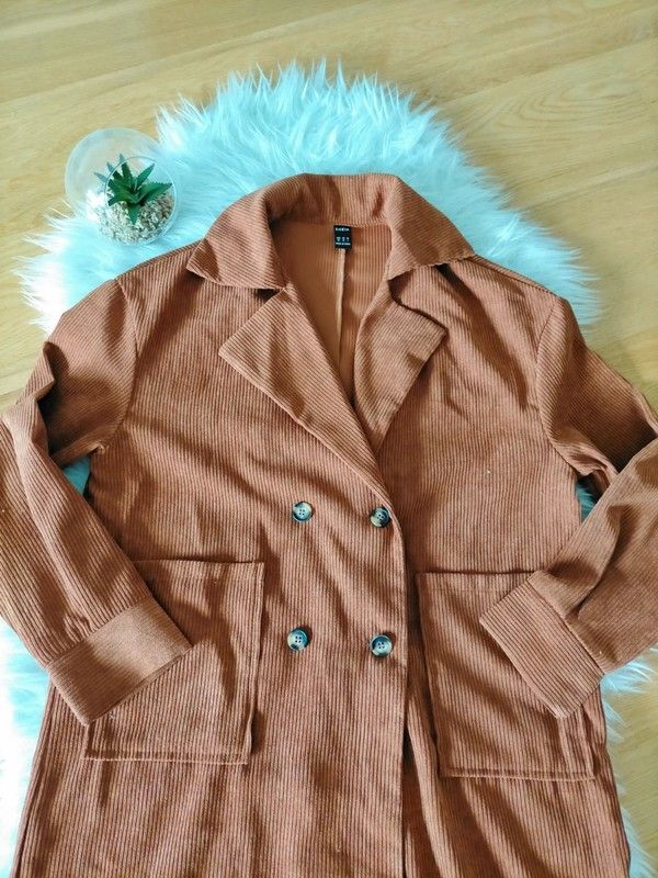 Abrigo marrón de pana