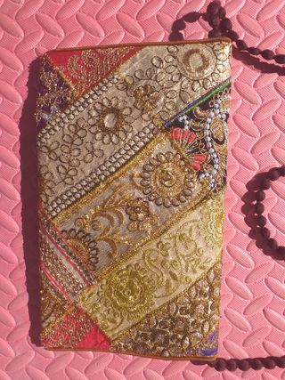 OFERTA Sara Moda Bolso dorado