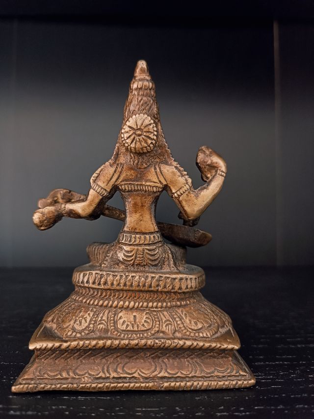 Figura Diosa Saraswati