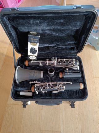 Clarinete Stagg